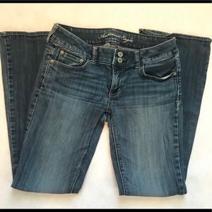 American Eagle Outfitters Women's Dark Blue Straight Leg Jeans